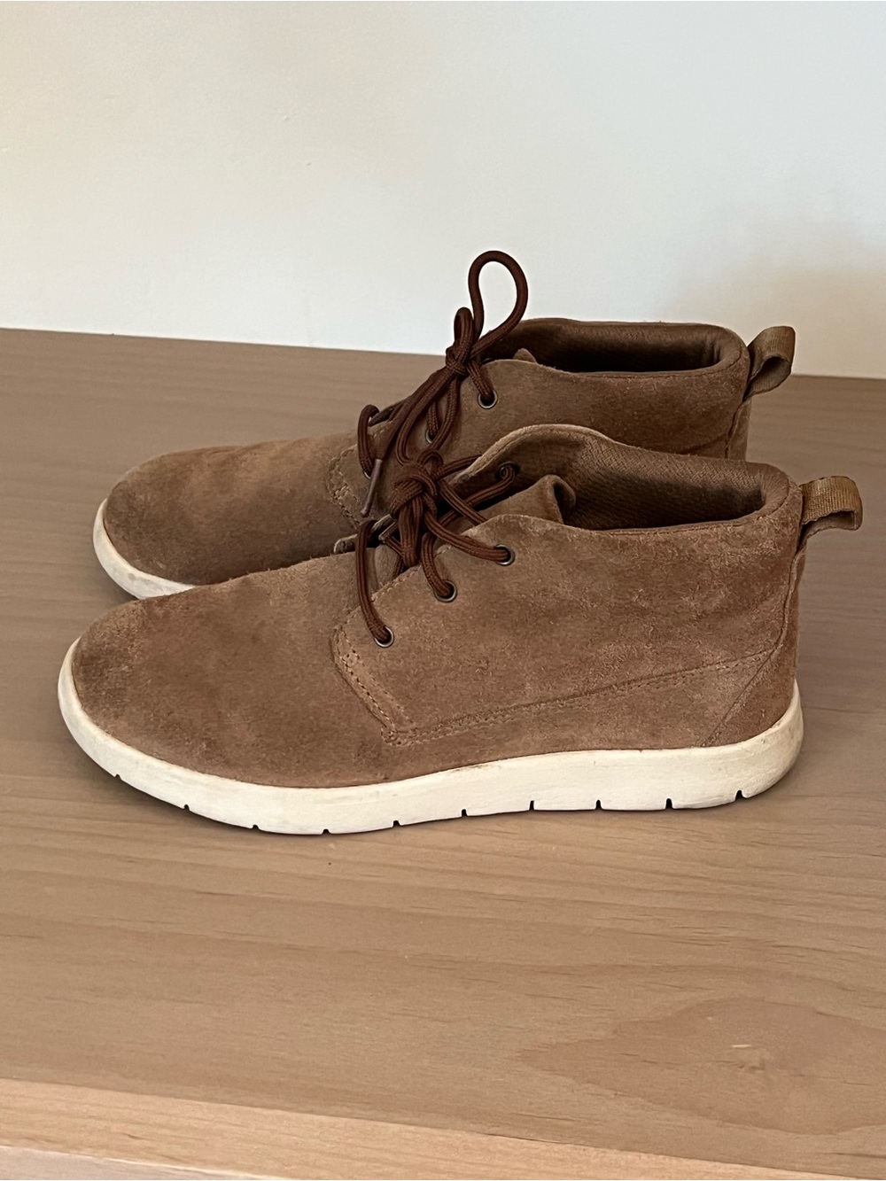 UGG Kids Brown Suede Lace-Up Casual Boots with White Sole